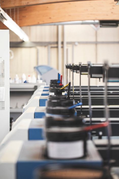 Farbwerke einer Achtfarben-Offsetdruckmaschine Farbwerke einer Achtfarben-Offsetdruckmaschine