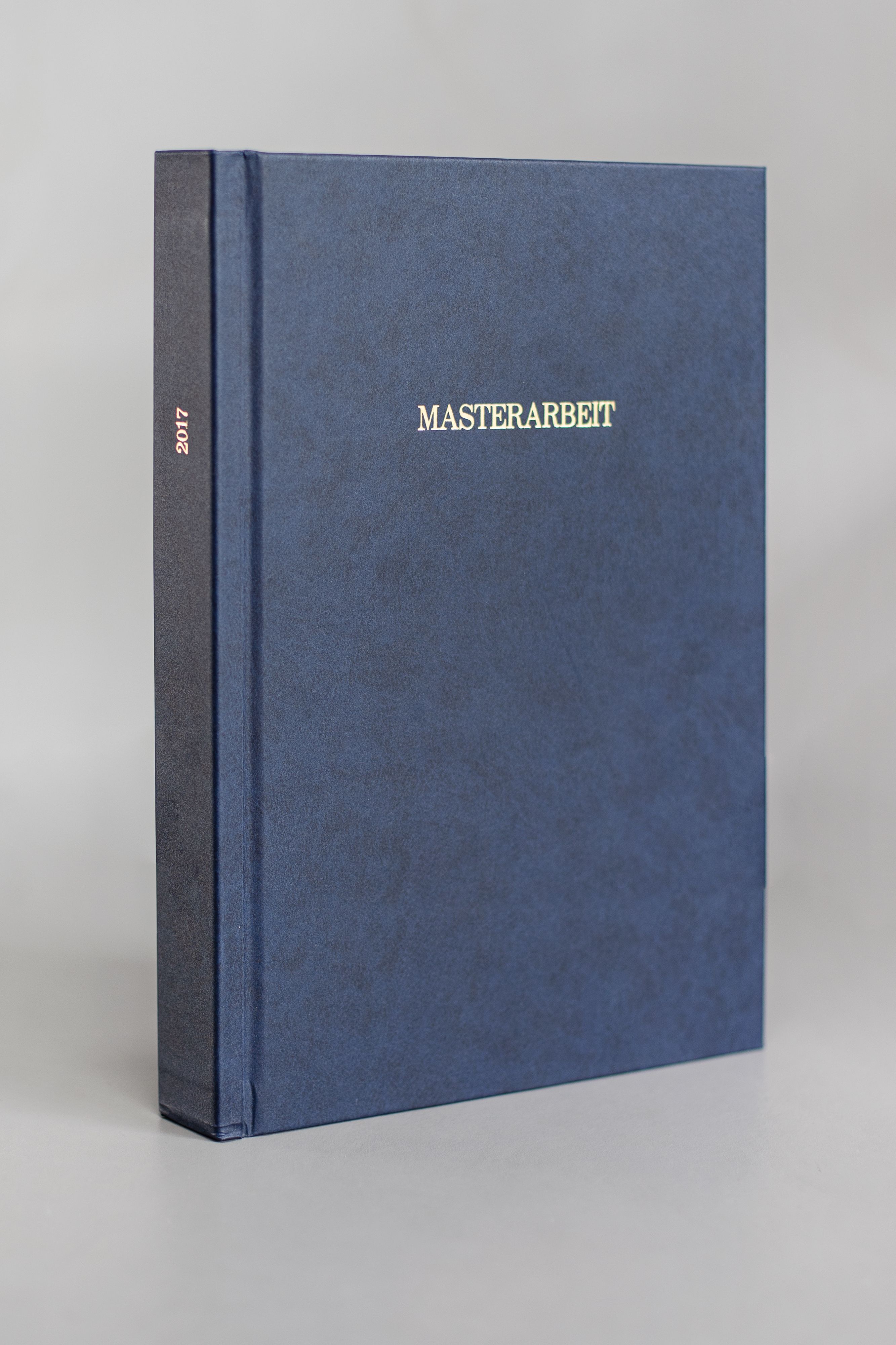 Blaue Hardcovermappe mit goldener Prägung