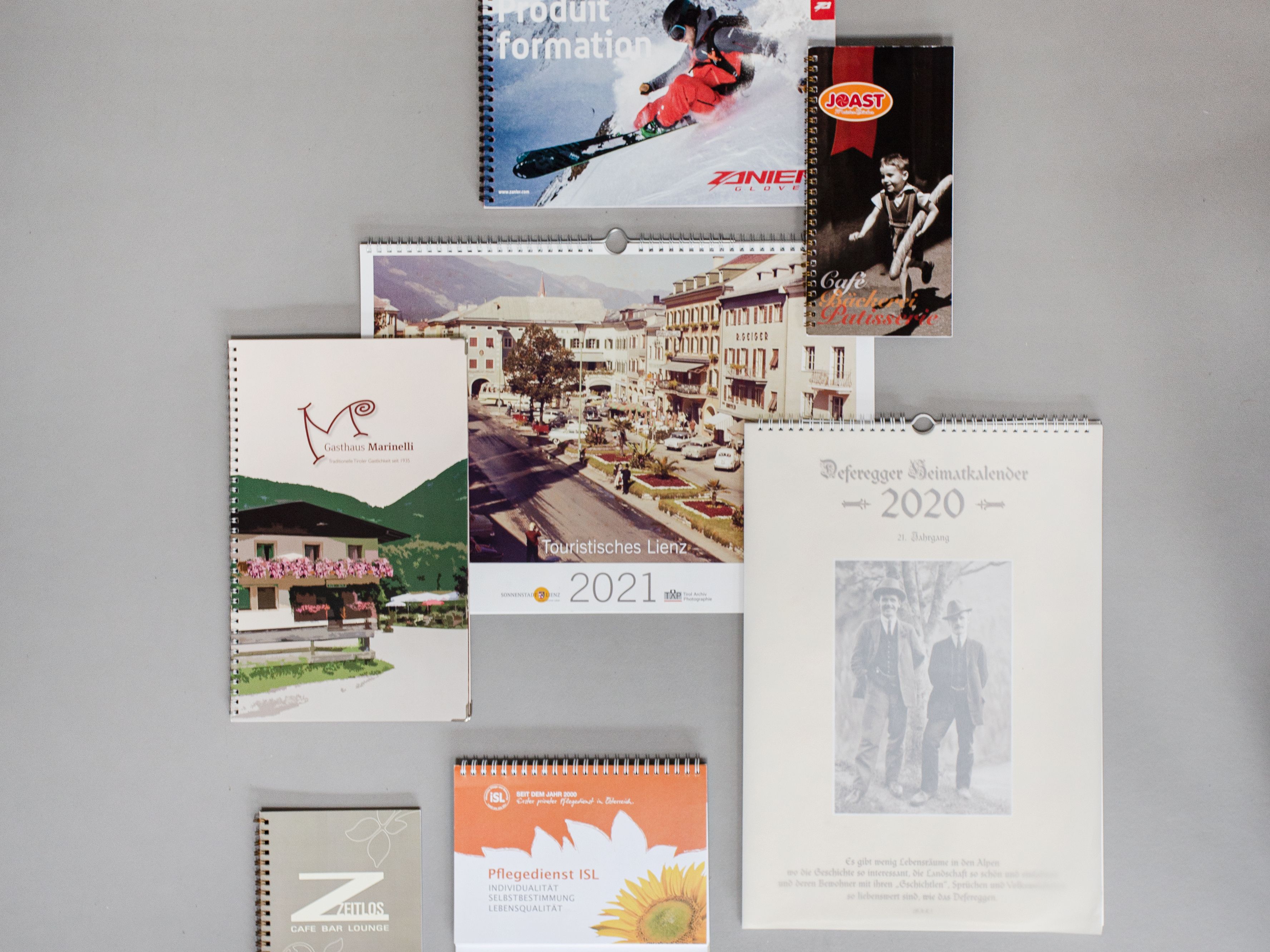 Übersichtsbild von Produkten mit Spiralbindung